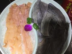 -红九格老火锅(三峡广场店)