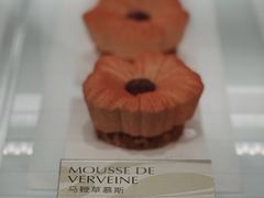 -潮一不贰·法式甜品·生日蛋糕·西式简餐(外滩店)