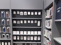 -Apple授权专营店(宝山万达店)