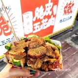 广州探店-网红火爆[调皮][调皮]脆皮五花肉