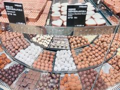 -Laderach 莱德拉(上海环贸iapm店)