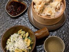 -三出山火锅(南京万象天地店)