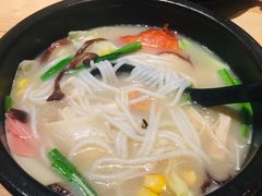 -云味馆过桥米线(皇庭广场店)