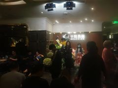 -半岛翡丽海鲜自助餐厅(观风亭店)