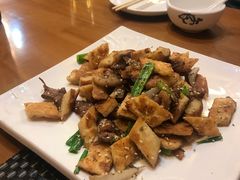 馕丁炒肉-新疆欣悦饭庄