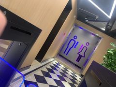 -贝菲特游泳健身(徐泾店)