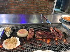 -马路牙子烧烤音乐酒馆(望京店)