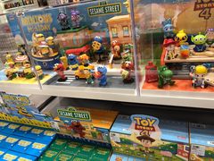 -泡泡玛特POPMART(上海环球港店)