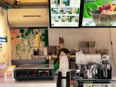 -津椰本·海南正宗椰奶清补凉(店一店)