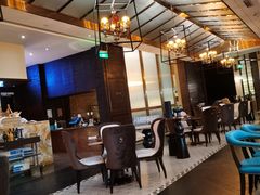 -卡佩罗意大利餐厅及酒吧Al Cappello Trattoria