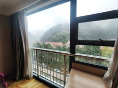 -花水湾第一村温泉大酒店