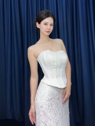 -城市花园婚纱摄影