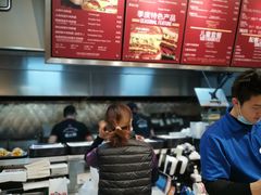 -The Habit Burger Grill 哈比特汉堡(爱琴海店)