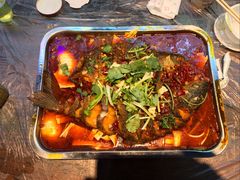 -老街烧烤大排档·地道湖北菜·龙虾馆(汉口火车站店)