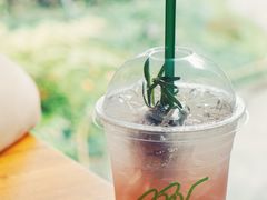 -Chom Cafe and Restaurant