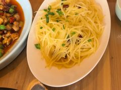 -严记小天府酸菜鱼(西四路店)