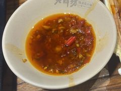 -老牌坊云南鱼豆花火锅(哈西万达店)