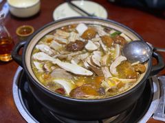 -菌之家·专业纯野生菌火锅·特色炒菌