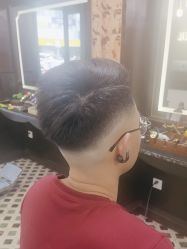 -海文先生国潮烫染男士理发馆