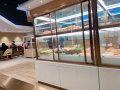 面包甜点陈列柜-奈雪的茶(东莞汇一城店)