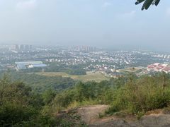-灵岩山风景区