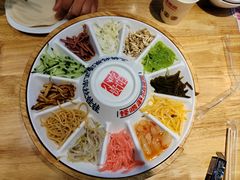 -怪噜范·老贵阳街头名小吃(汇金星力城店)