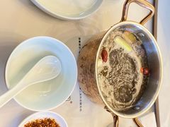 -周老三跷脚牛肉·全牛火锅(非遗传承店)