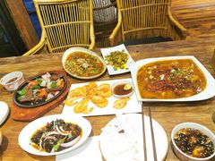 -悦哉·派对·草坪婚礼·围炉煮茶(三圣乡店)