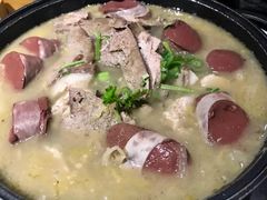 酸菜血肠白肉-金掌勺·锅包肉(广渠门店)