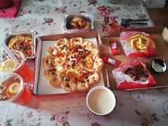 -必胜客(宝杨路宅急送店)