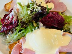 -ROAST coffee & eatery