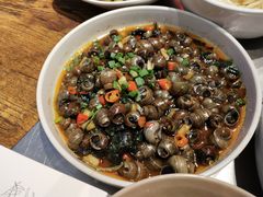 -龙巢盱眙龙虾·牛蛙·烧烤宵夜(八卦岭店)