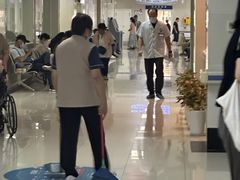 -上海市松江区泗泾医院