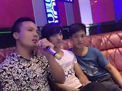 -名星会量贩式KTV旗舰店(盈熙广场店)