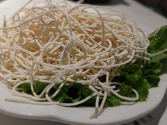 -犇鼎牛潮汕牛肉火锅(新辰里学清路店)