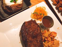 -澳美客(铜锣湾翡翠明珠广场店)