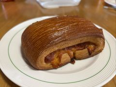 -VERIE BAKEHOUSE