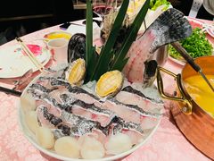 -囍凤楼·粤菜·点心·火锅(温特莱店)