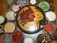 -艾嬢七八九老火锅(37年李子坝店)