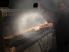 -烤肉小伙烤肉店