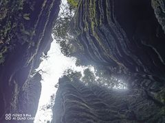 -梭布垭石林景区