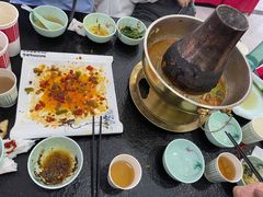 -撒拉人家.酸菜牦牛肉火锅