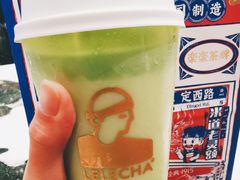 白桃抹茶冰冰茶-LELECHA乐乐茶(上海五角场万达广场店)