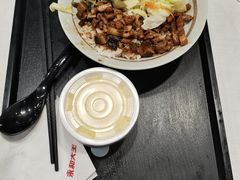 卤肉加蛋饭套餐-永和大王(万顺路店)