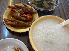 -三镇卤货二公司(汉街店)