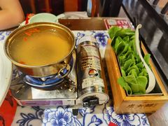 -卢大鲜鱼头捞饭(美利广场店)