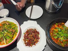 -万重锦·人文川菜馆(骡马市店)