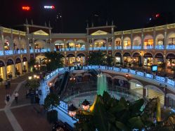 -奇幻丛林(佛罗伦萨小镇店)