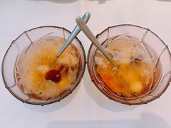 桂圆银耳汤配莆田红团-莆田餐厅PUTIEN(世博源店)
