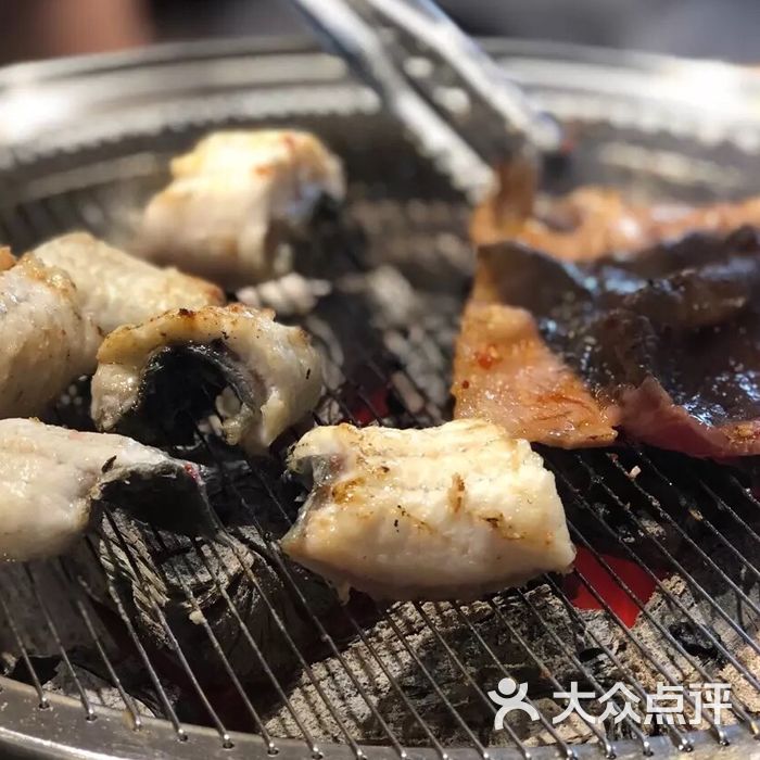 鳗牛家炭烤店碳烤活鳗鱼图片-北京韩式烤肉-大众点评网